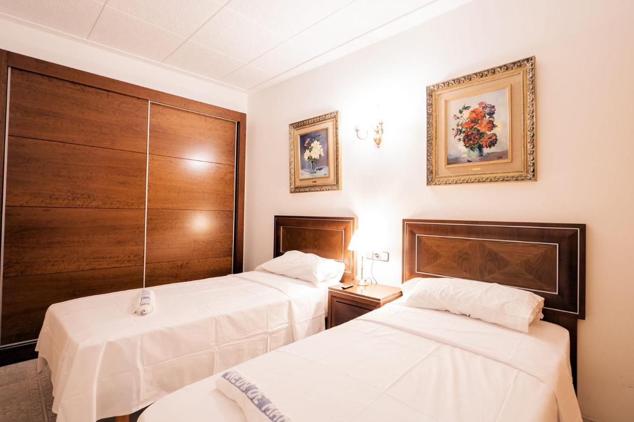 L'Hostalet Guesthouse Пинеда де Мар Екстериор снимка